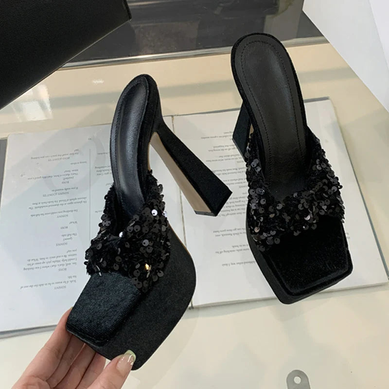 SANDÁLIA PLATAFORMA CIARA PRETA