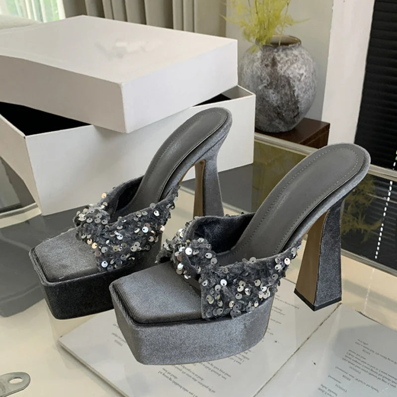 SANDÁLIA PLATAFORMA CIARA PRATA