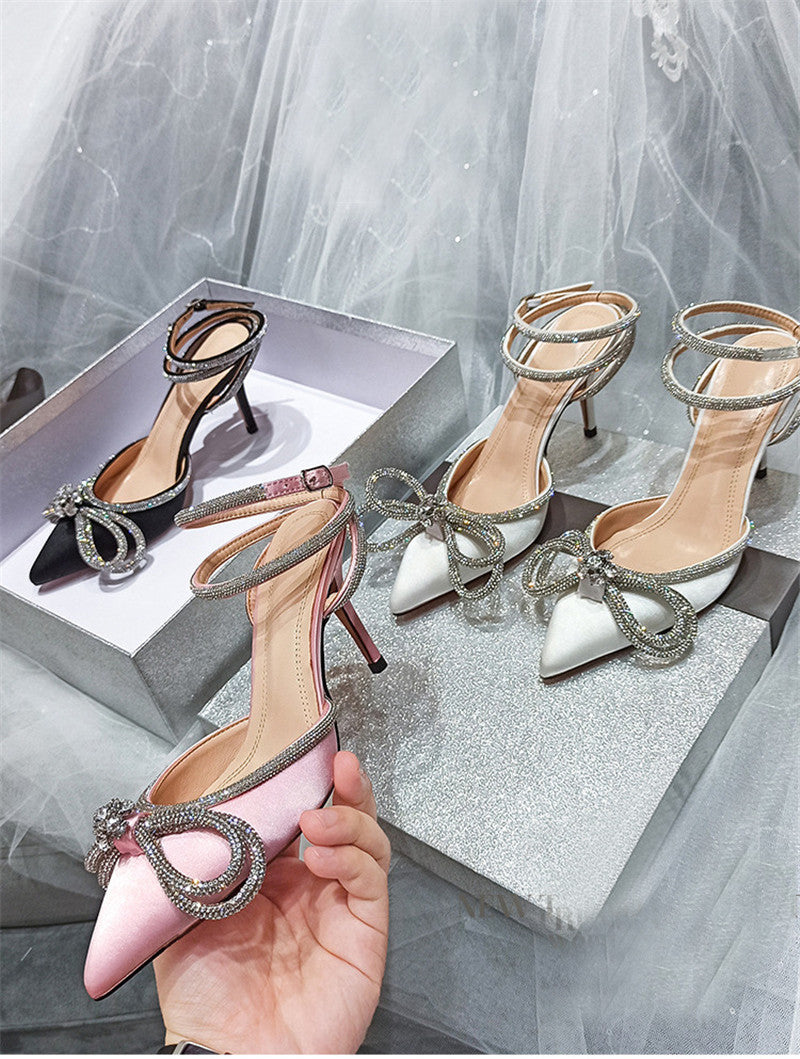 SCARPIN PARIS SALTO 9CM FINO COM STRASS PRETO