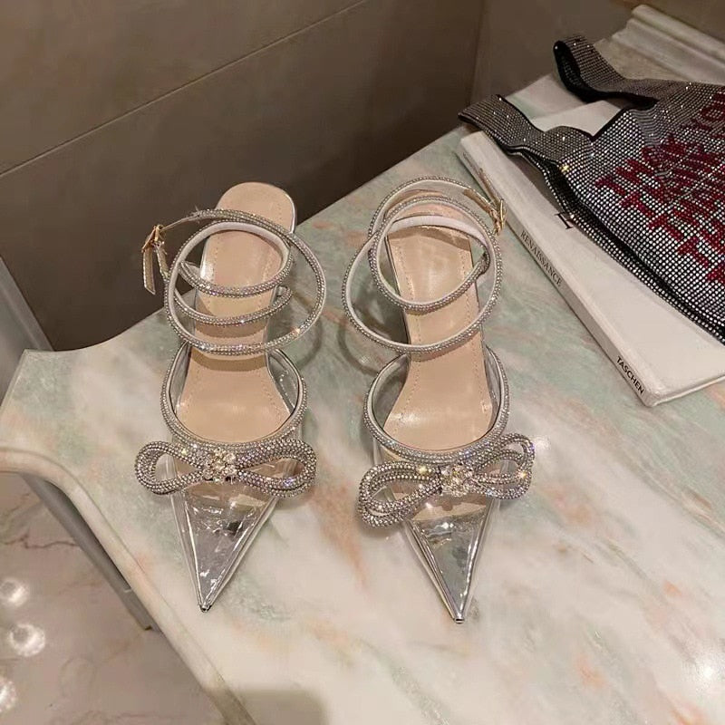 SCARPIN PARIS SALTO 9CM FINO COM STRASS VINIL