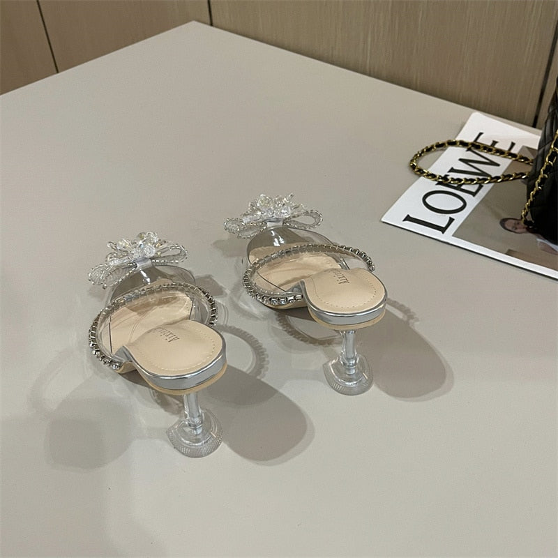 SCARPIN QUARTZO PRATA COM CRISTAIS