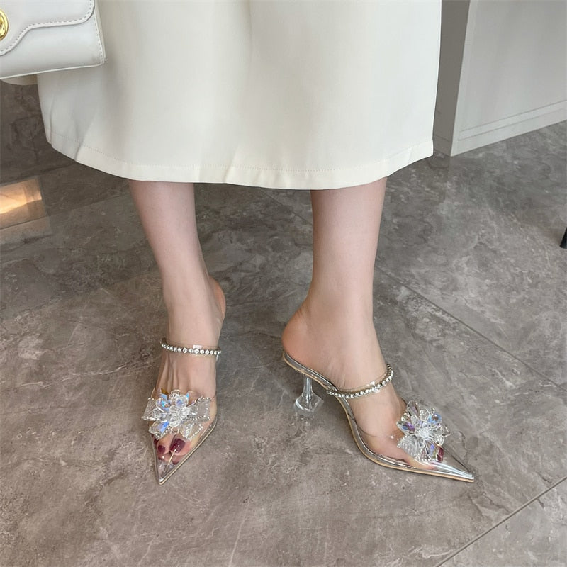 SCARPIN QUARTZO PRATA COM CRISTAIS