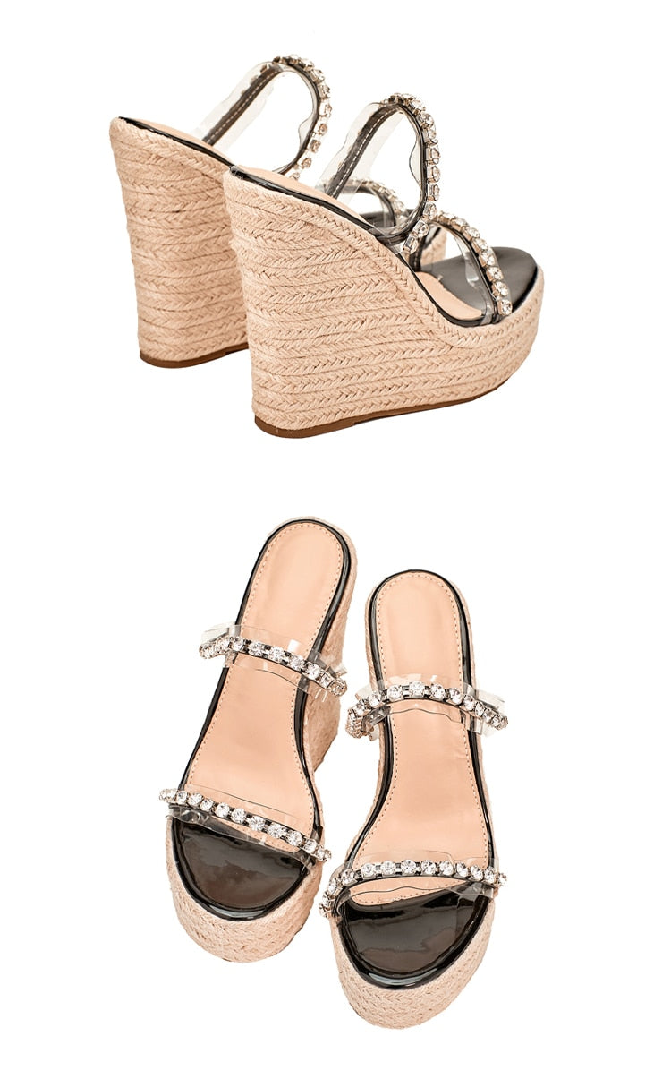 ANABELA  MARY PRETA COM CORDAS VINIL E STRASS